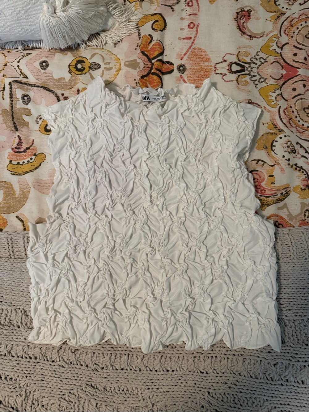 Zara White Textured Ruched Sleeveless Tank
